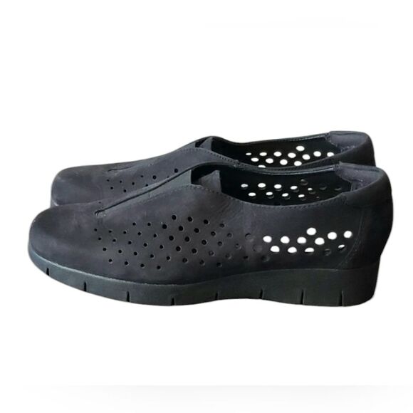 Clarks Women's Daelyn Summit Slip On Black Nubuck Size 7.5 M - Picture 4 of 8